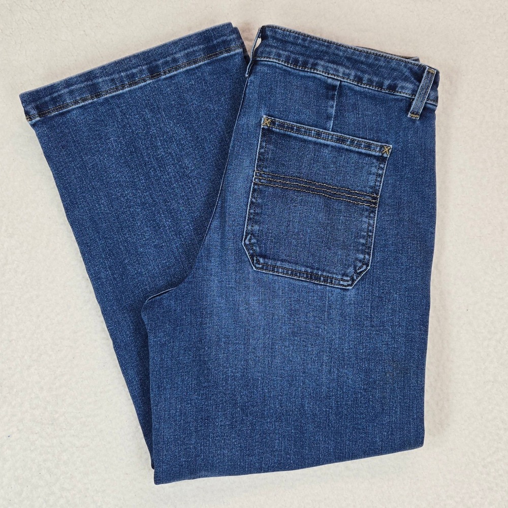 L.L.Bean Women's Classic Fit Cropped Jeans Size 8 Reg Blue Denim Stretch